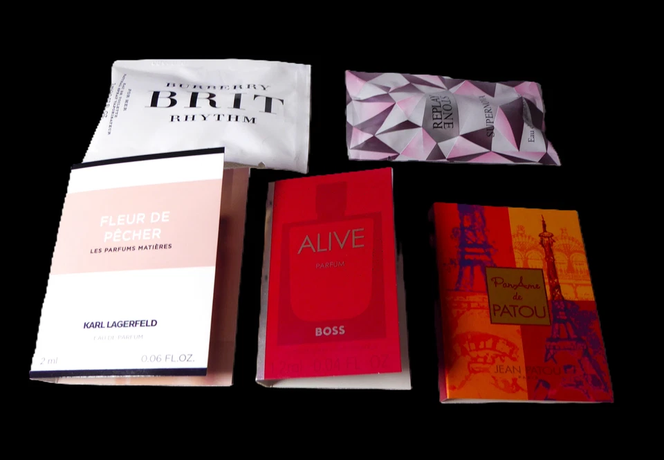 $.49 VIAL VENTA DE VACACIONES 5 AROMAS DE DISEÑADOR PARA DAMAS 20 DE CADA 100 PIEZAS TOTALES COMO PIX Foto 1 de 4