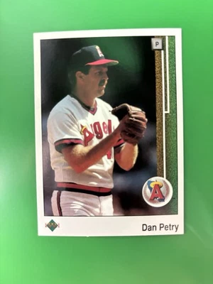 1989 Upper Deck Dan Petry California Angels #552 - Image 1 of 2