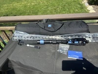 Sirui P-204SR P Series Monopod - Image 1 of 4