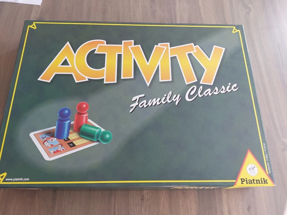Piatnik Activity Family Classic Familienspiel Gesellschaftsspiel Topzustand  - Bild 1 von 1