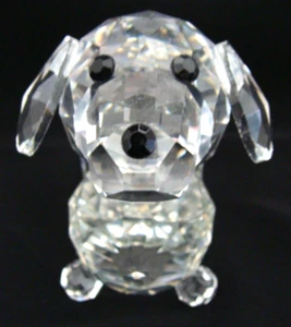 Estatuilla de perro de cristal transparente con nariz y ojos negros - Imagen 1 de 9