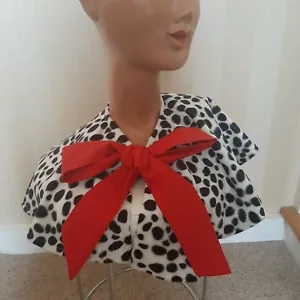 Cruella De Ville 101 Dalmatian Print Collar Shawl Stole Wrap Fancy Dress New - Picture 1 of 9