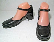naturalizer mary jane heels