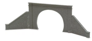 PECO NB-32 - 1 Pair Grey Stone Double Tunnel Mouth & Wings Plastic Kit N Gauge 1 - Picture 1 of 5
