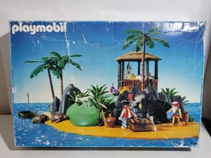 Playmobil 3799 Caja Antigua Isla Pirata Tesoro Cueva Playa Tortuga Naufrago Oro - Foto 1 di 9
