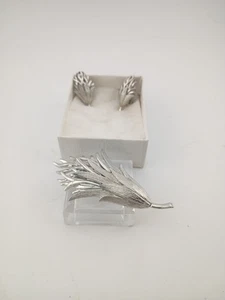 Vintage Silberfarbene Blatt Brosche und Ohrring Set - Bild 1 von 8