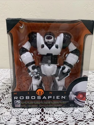WOWWEE Mini Robosapien Miniature Of The Original RoboSapien-NEW - Image 1 of 4