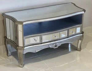 Argent Mirrored French Petite TV Unit Mirrored Television Stand 92cm - Picture 1 of 2