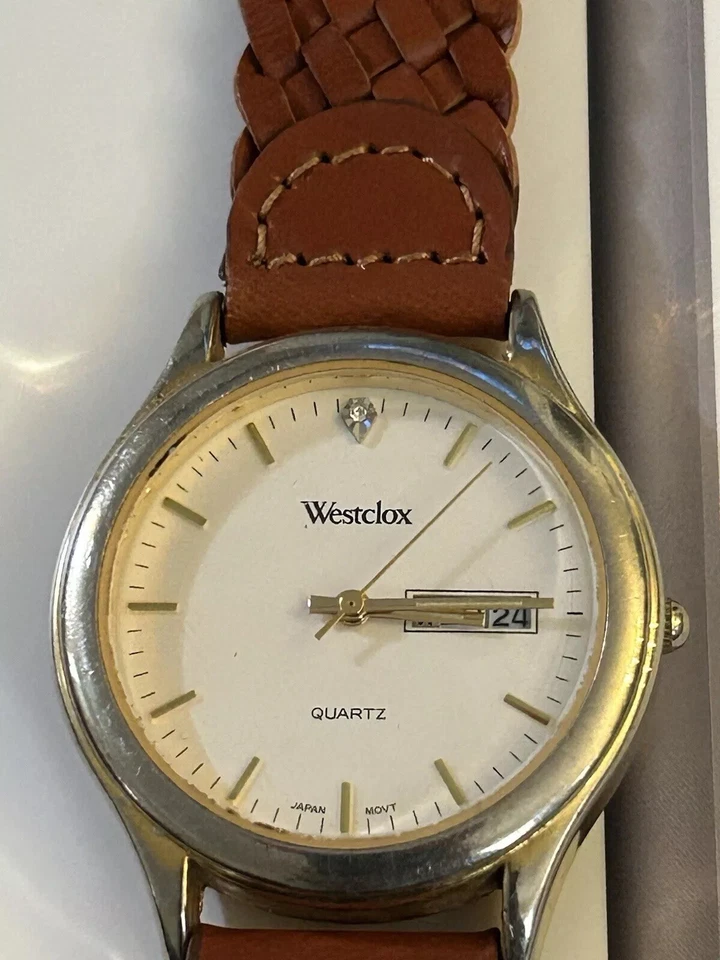 Antigo Westclox relógio de quartzo data dia masculino mostrador branco e pulseira marrom - vendedor dos EUA - Imagem 1 de 4