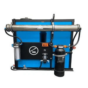 WATER GENIE PRO-LITE 650L RO/DI SISTEMA DI PULIZIA FINESTRE CON PALO ALIMENTATO AD ACQUA (1 UTENTE) - Foto 1 di 1