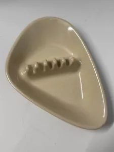 Vintage Anholt Tan Melamine Boomerang Atomic Ashtray 5 Slot MCM Mid Century - Picture 1 of 4