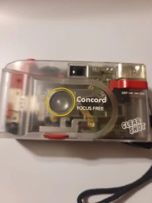 1980s Vintage Concord Clear Shot 828 35mm Compact Camera Built-In Flash RARE - Image 1 of 4