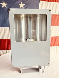 COOPER CROUSE HINDS CHAMP SERIES F2MVSY100/120 HIGH PRESSURE SODIUM FIXTURE - Picture 1 of 14