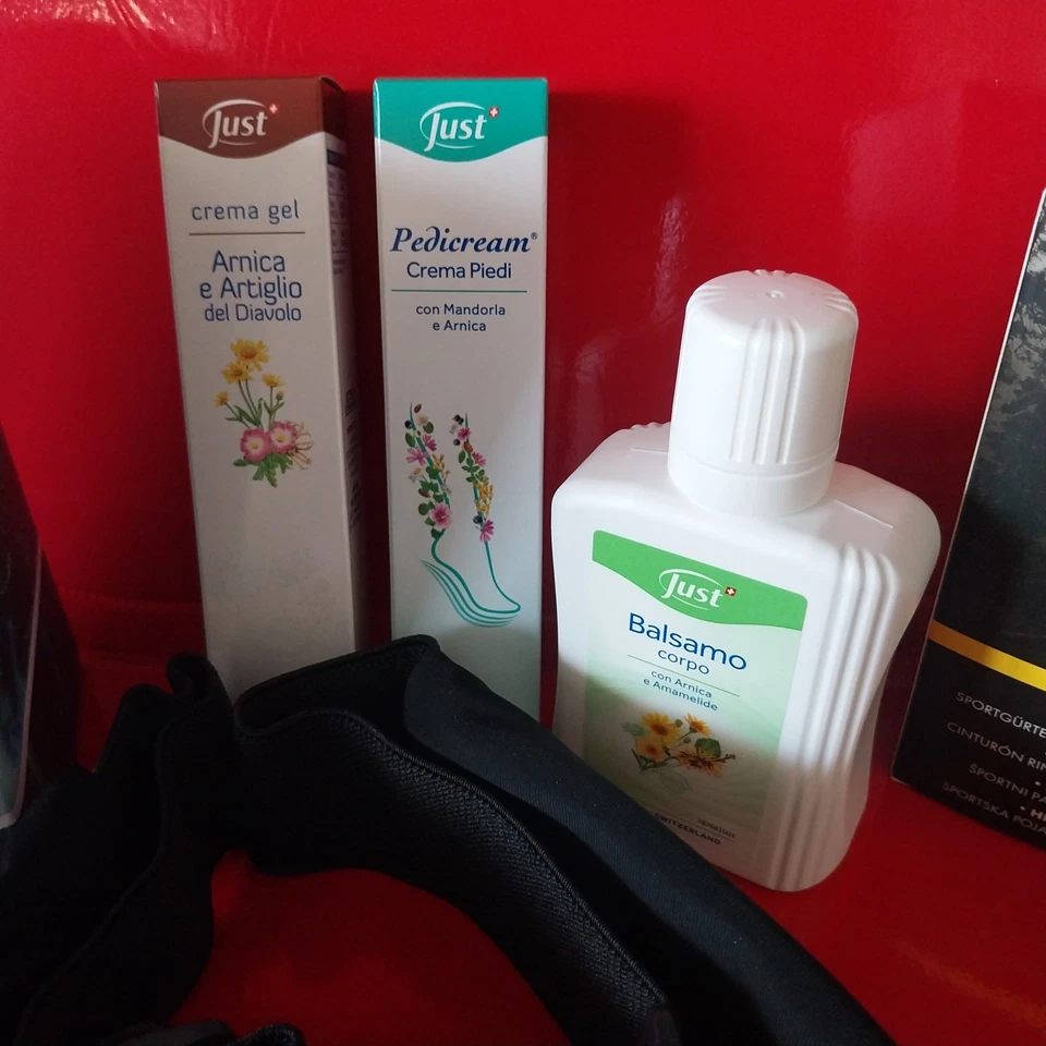 Set Just 1 Balsamo Corpo + 2 Creme 30 ml Pedicream Artiglio Del Diavolo+marsupio - Immagine 1 di 4