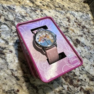 Orologio DISNEY Ragazze Vintage Principesse Tempo Cinturino Rosa - Foto 1 di 4
