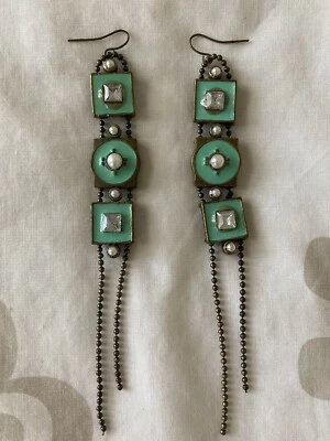 Pendientes largos llamativos estilo boho estilo latón/perla verde menta Topshop 00’s en muy buena condición Foto 1 de 3