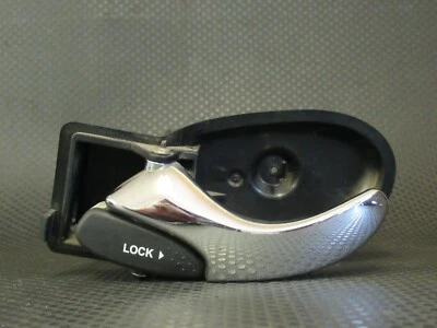 FORD FOCUS MK1 NS CROMO MANIJA INTERIOR PUERTA (98-04) PASAJERO DELANTERO IZQUIERDO TRASERO Foto 1 de 2
