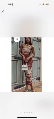 NUEVO SIN ETIQUETAS Vestido Zara Malla Borgoña y Crema Zara Acanalado Midi Foto 1 de 4