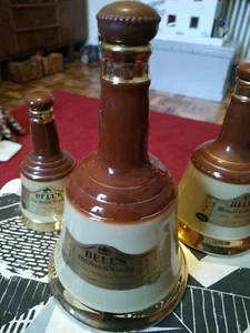 Bells vintage Scotch Whisky wade Bell Decanter large 9.5" cocktail bar - Picture 1 of 3