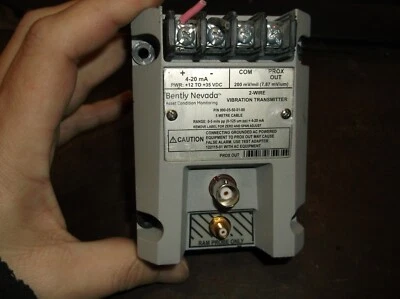 BENTLY NEVADA 990-05-50-01-00 2-WIRE VIBRATION TRANSMITTER (WL74) - Image 1 of 4