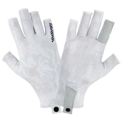 Daiwa UPF Pro Sun Glove Fishing - image 1 of 2