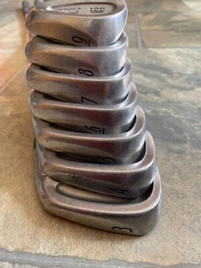 Hierros Titleist DCI ejes dinámicos de acero 2 3 4 5 6 7 8 9, 962 usados REG FLEX - Imagen 1 de 11