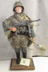 #11 DID 3R  1/6 Scale 12" German SS Panzerfaust Soldier Custom - Picture 1 of 3