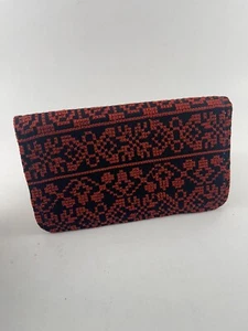 Cartera para mujer bordada hecha a mano - roja - Imagen 1 de 6