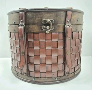 Vtg Woven Leather & Wood Interior Hat Box Basket Caddy Snap Buckle & Latch - Picture 1 of 10