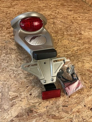 Buell XB12S Lightning 03-10 заднее крыло задняя пластина крепление света #M0613-1AD - Изображение 1 из 4