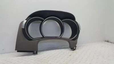 Moldura aglomerada velocímetro 682401AA0A compatível com 09-14 MURANO - Imagem 1 de 4