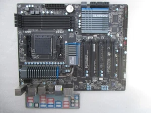 Gigabyte GA-990FXA-UD5 Rev: 3.0 AMD 990FX ATX socket scheda madre AM3+ - Foto 1 di 1
