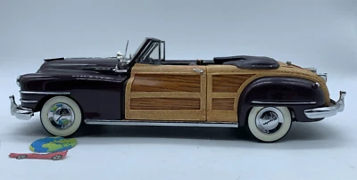 Danbury Mint Chrysler Town & Country 1948 , scala (1:24 - 1:25), vintage (3045) - Immagine 1 di 4
