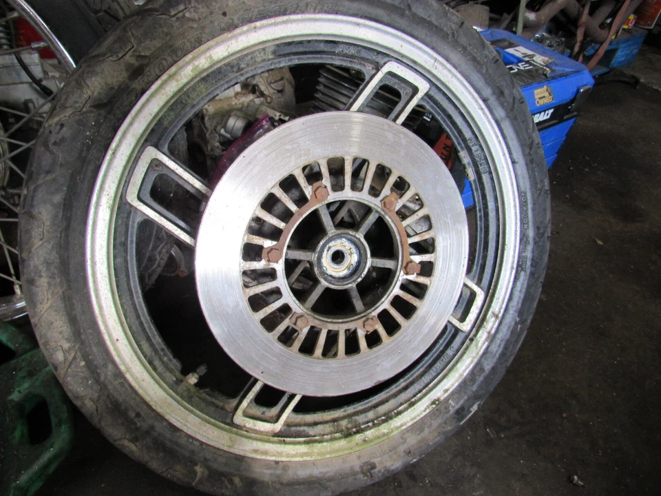 Llanta delantera Yamaha XZ550 1982 Vision Foto 1 de 1