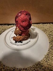 Teddy bears figurine. 4" tall. Good condition. Love symbol. - Picture 1 of 4