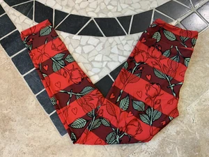 LuLaRoe OS Valentines Day Leggings Striped Rose Hearts Vday Red Beauty & Beast - Picture 1 of 3