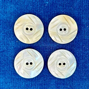 4 Vintage or Antique Mother of Pearl Buttons, Carved Center 3/4in - Picture 1 of 3