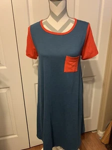 Vestido LULAROE NUEVO CON ETIQUETAS Carly Azul Pizarra Rojo Acentos Talla XS - Imagen 1 de 7