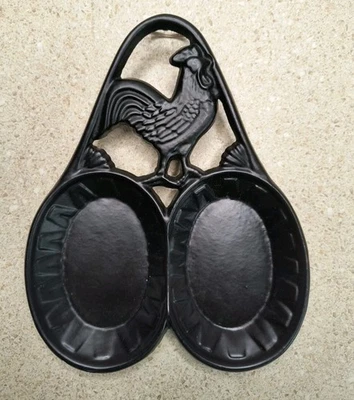 Reposacuchara doble de hierro fundido gallo con hangar de pared - ¡Excelente estado!  Foto 1 de 4