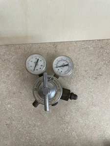 airco oxygen regulator - Picture 1 of 3