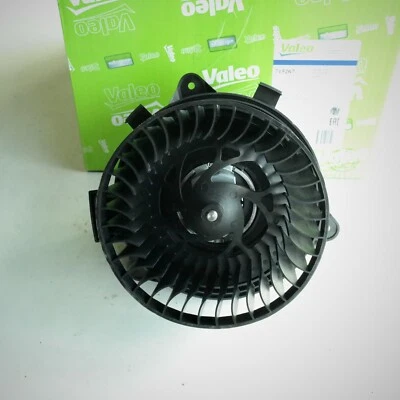 Fiat Bravo II Stilo  pulseur air habitacle Valeo 715267 46723434 46723511 - Photo 1/4
