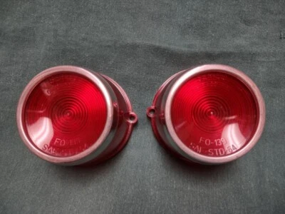 NUEVO - FORD FAIRLANE 500 1963 LENTES DE LUZ TRASERA CON MOLDURA (PAR) Foto 1 de 4