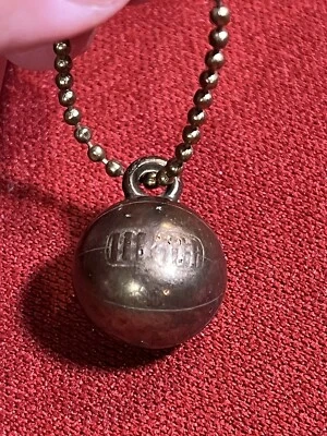 Винтажный латунный баскетбольный брелок с подвеской - Изображение 1 из 4