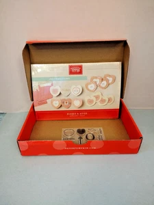 NEW Stampin' Up Paper Pumpkin Jan2022 KISSES AND HUGS Heart Cards XO Stamps Love - Picture 1 of 5