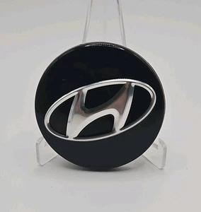 Genuine Hyundai Aluminum Wheel Hub Center Cap OEM 529603X500 - Picture 1 of 2