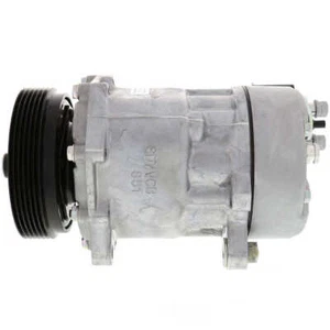 A/C Compressor and Clutch fits 1998-2006 Volkswagen Beetle Golf Jetta DENSO - Picture 1 of 2