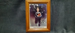 NBA -CHICAGO BULLS - TONY KUKOC - FOTO AUTOGRAFIADA 4"x6" enmarcada - Imagen 1 de 4