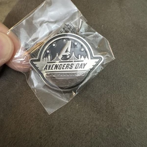 Funko Avengers Day San Francisco Collectible Pin Marvel Gamestop Exclusive NEW - Picture 1 of 3