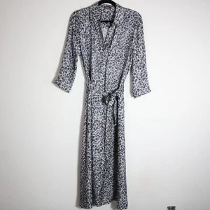 J McLaughlin Leopard Print Silk Maxi Button Down Shirt Dress S Gray Tie Waist - Picture 1 of 6