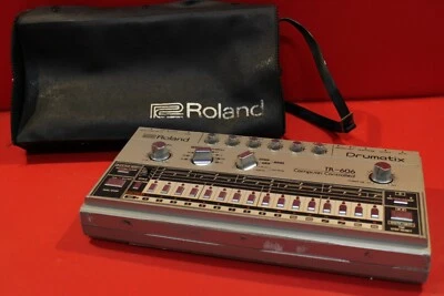 Batería controlada por computadora Roland TR-606 Drumatix U2407 241107 de colección Foto 1 de 4